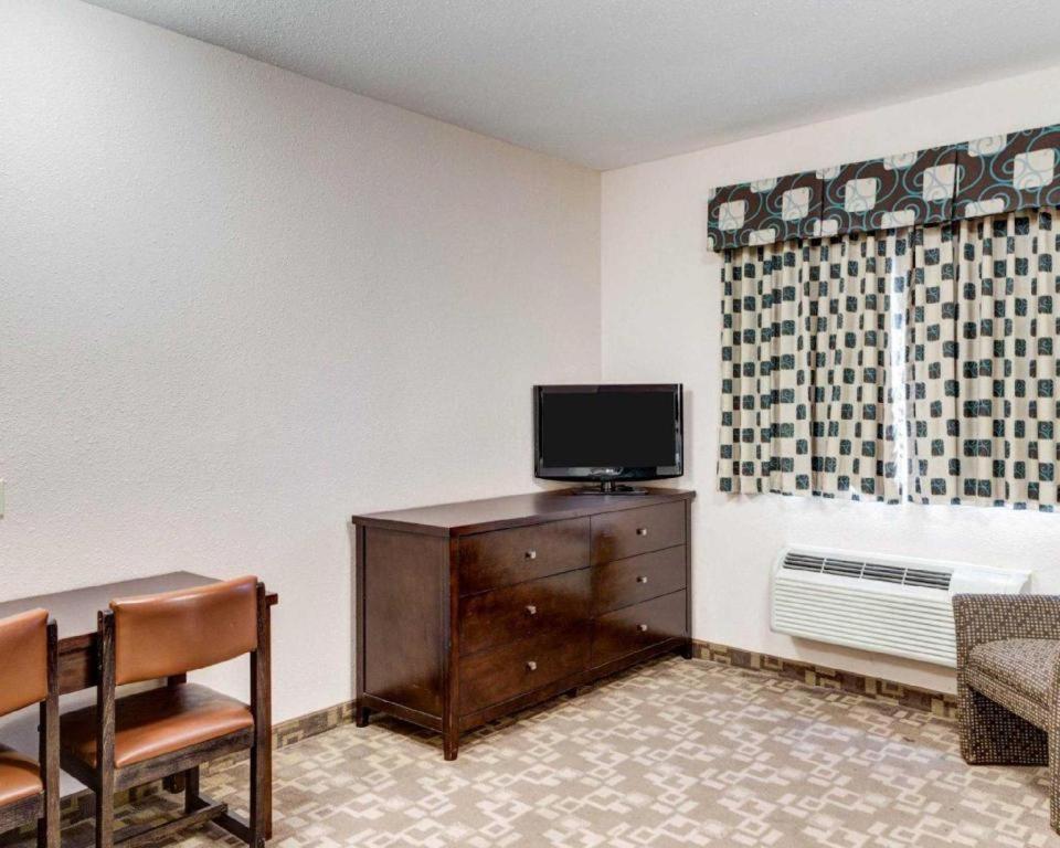Hotel Suburban Extended 2*